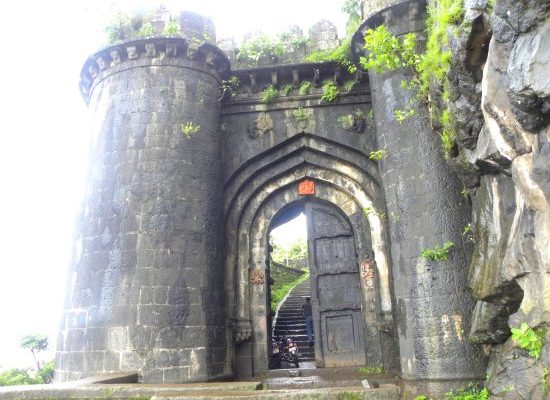 AJINKYATARA FORT